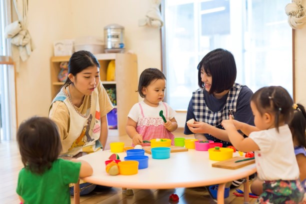 子どもと関わる仕事がしたい!!どんな資格や免許がある?? ~保育士・幼稚園教諭・認定病児保育スペシャリスト~